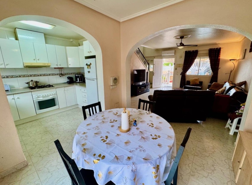 Resale - Townhouse - Ciudad Quesada - Doña Pepa