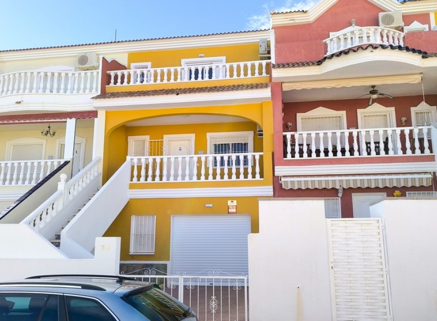 Resale - Townhouse - Ciudad Quesada - La Fiesta