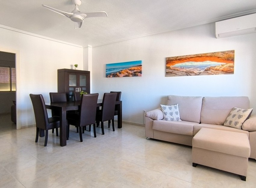 Resale - Townhouse - Ciudad Quesada - La Fiesta