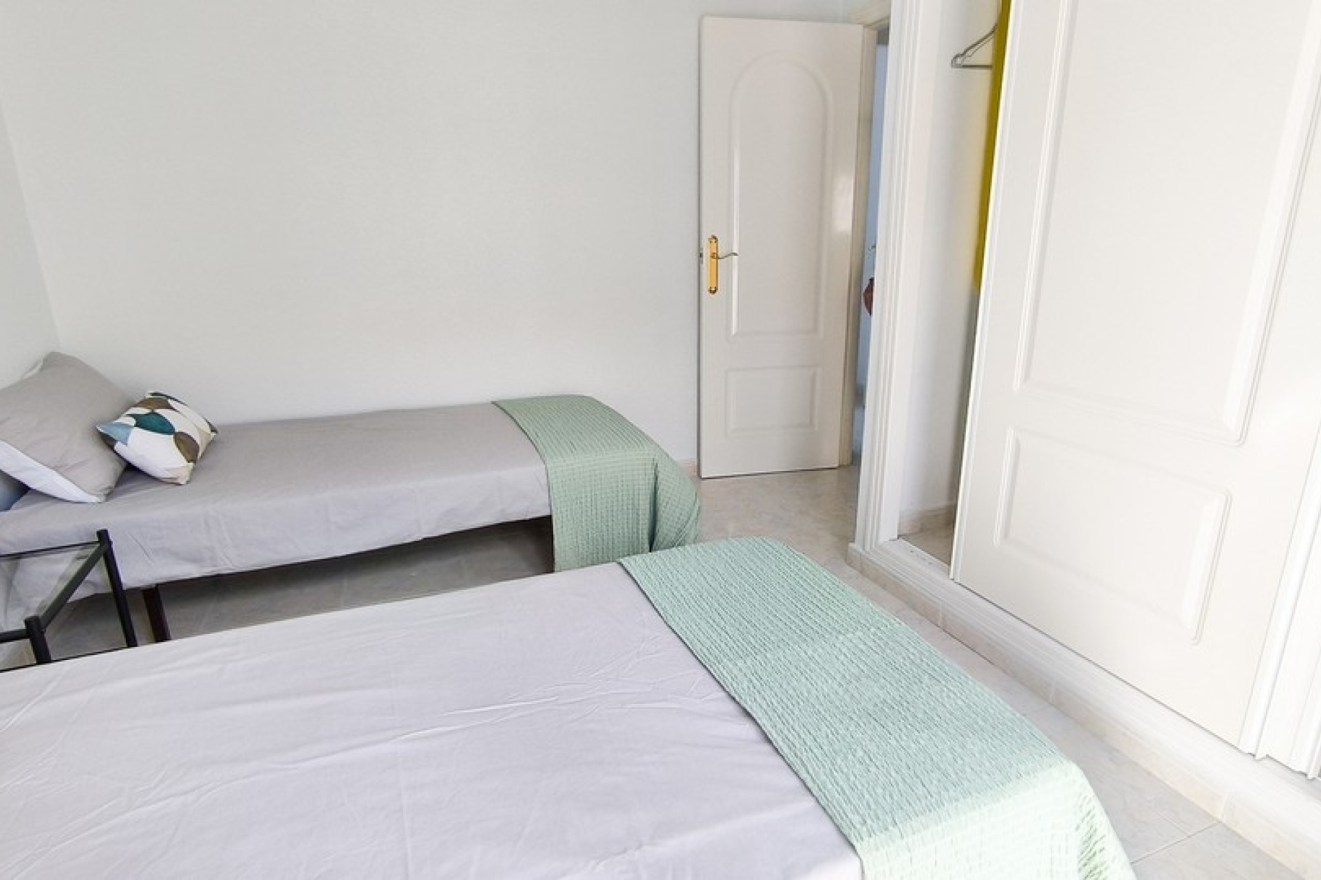 Resale - Townhouse - Ciudad Quesada - La Fiesta