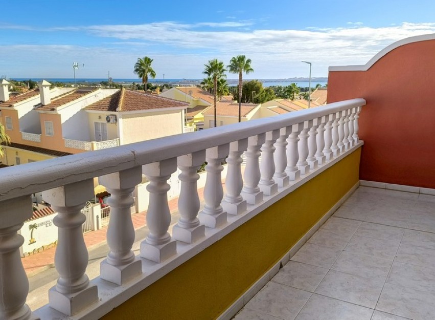 Resale - Townhouse - Ciudad Quesada - La Fiesta