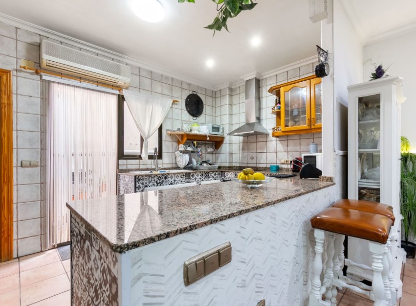 Resale - Townhouse - Ciudad Quesada