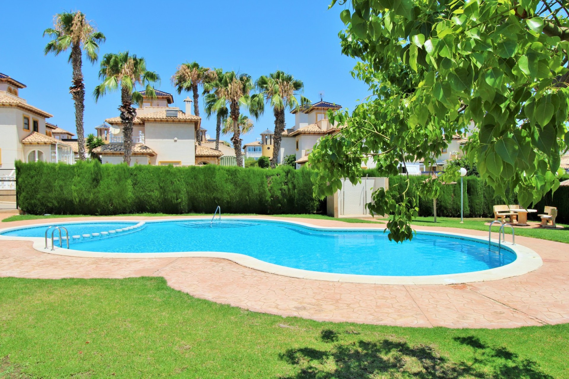 Resale - Townhouse - La Zenia