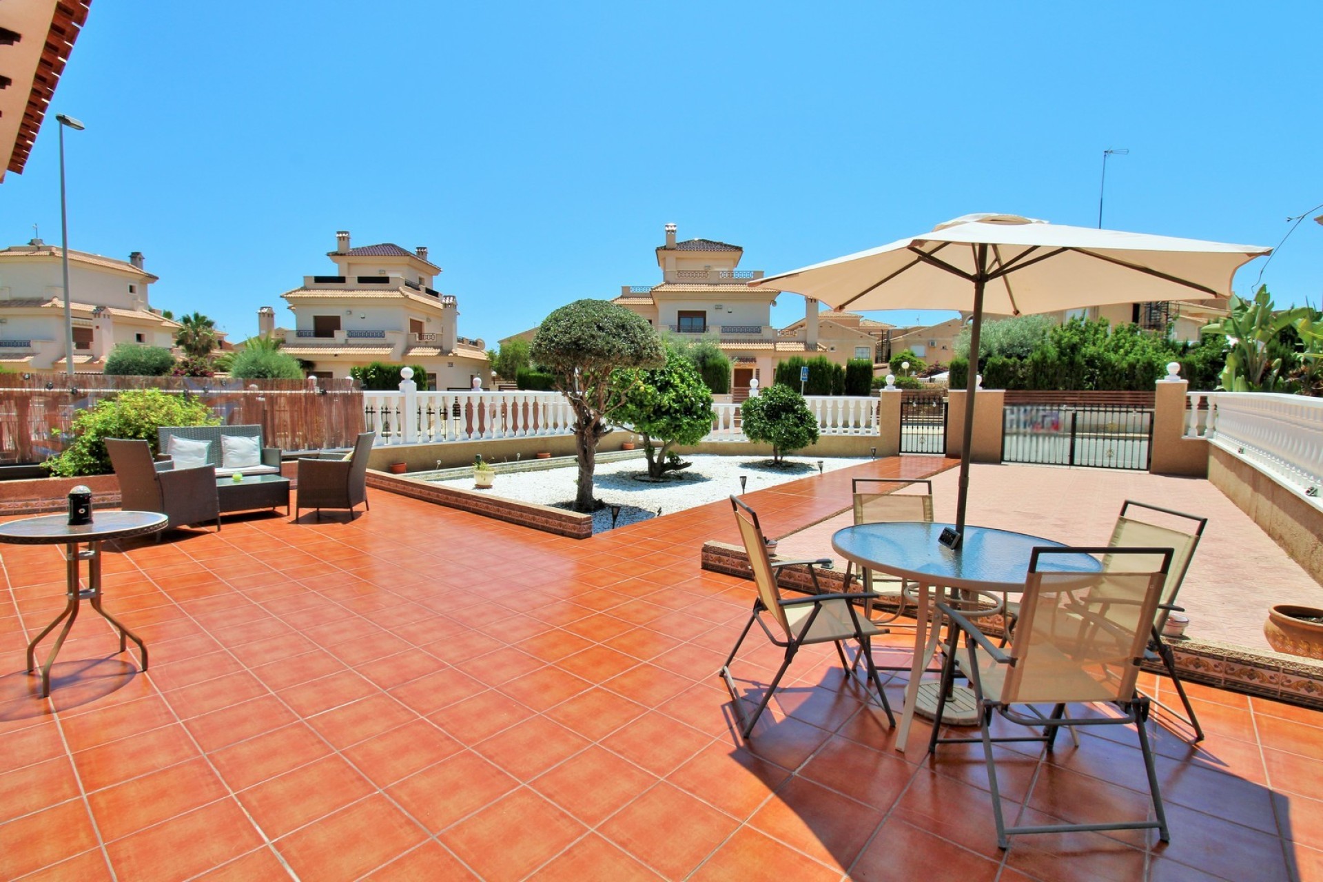 Resale - Townhouse - La Zenia
