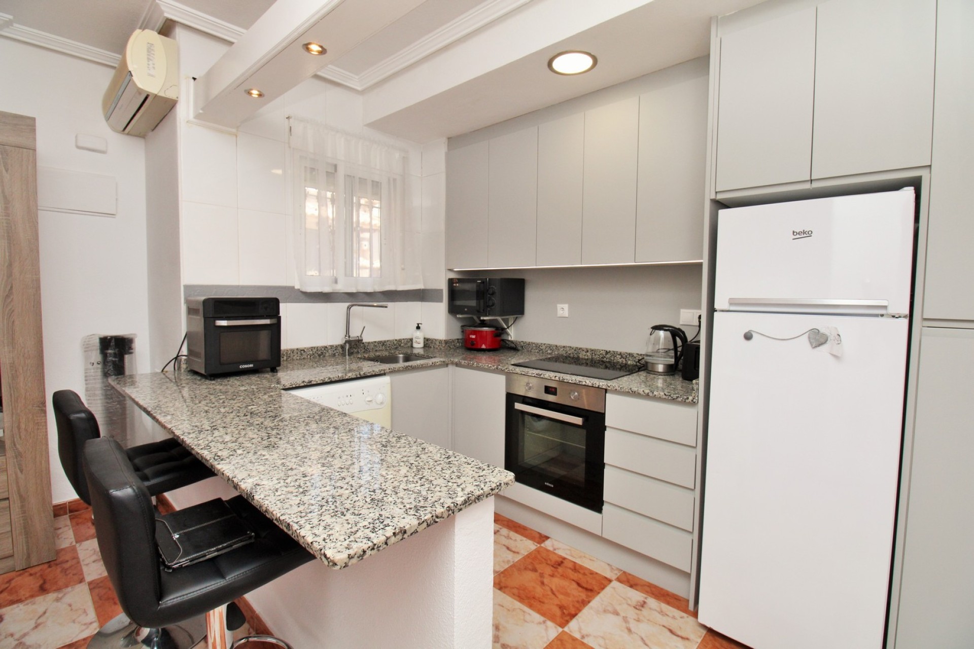 Resale - Townhouse - La Zenia