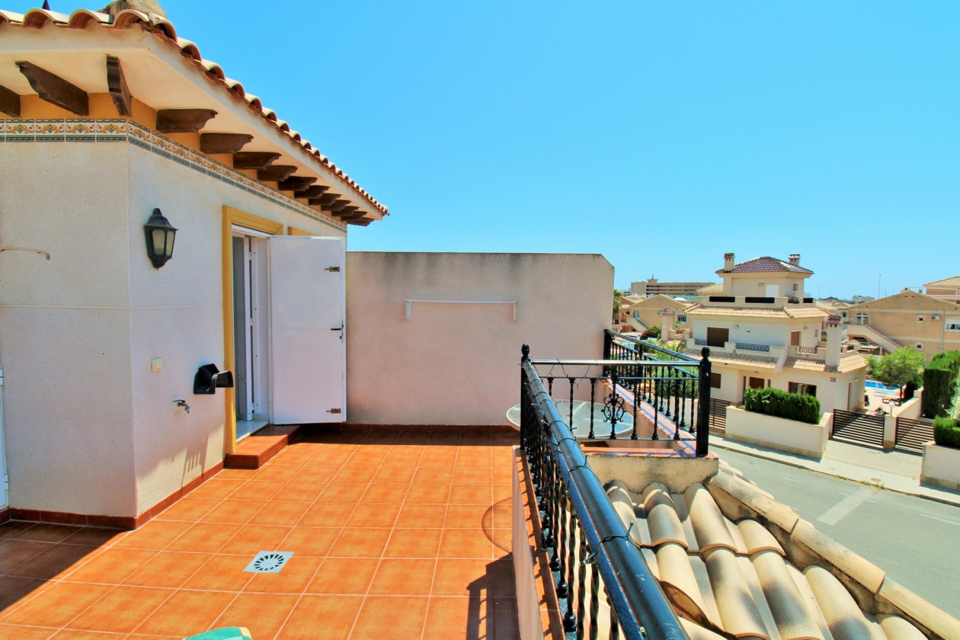 Resale - Townhouse - La Zenia
