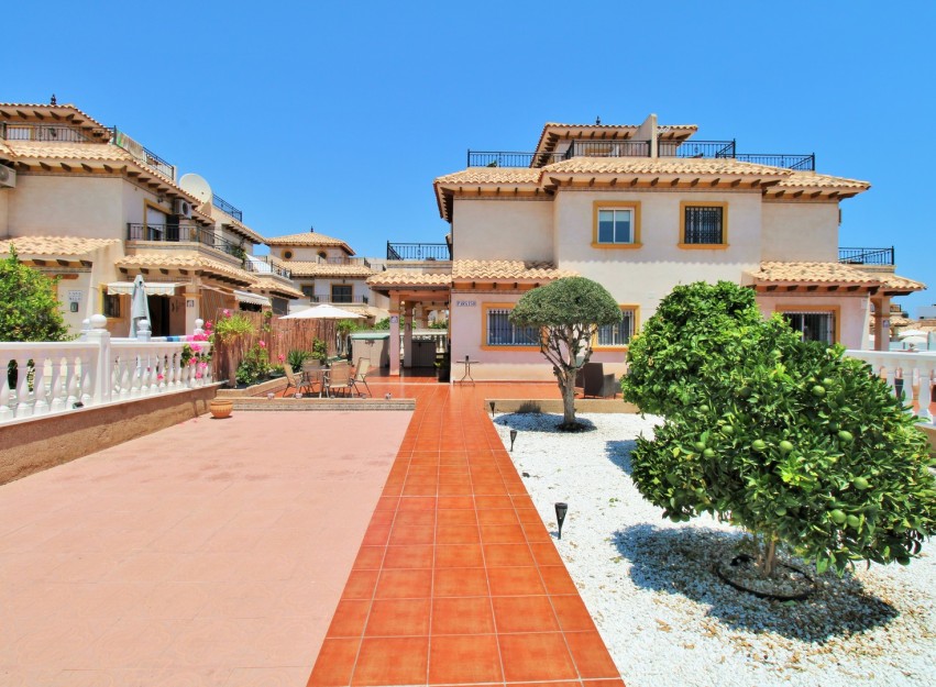 Resale - Townhouse - La Zenia