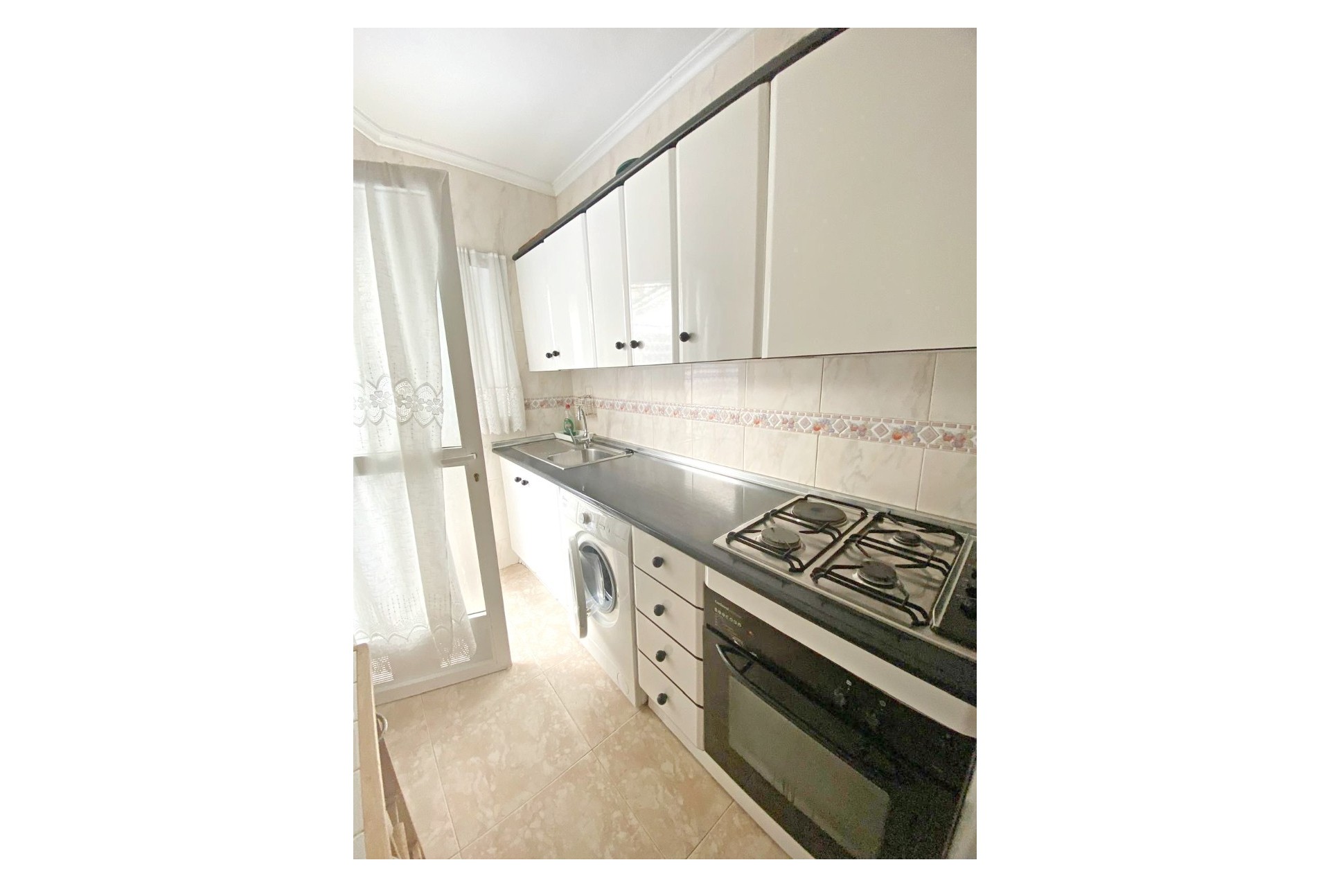 Resale - Townhouse - Los Alcazares