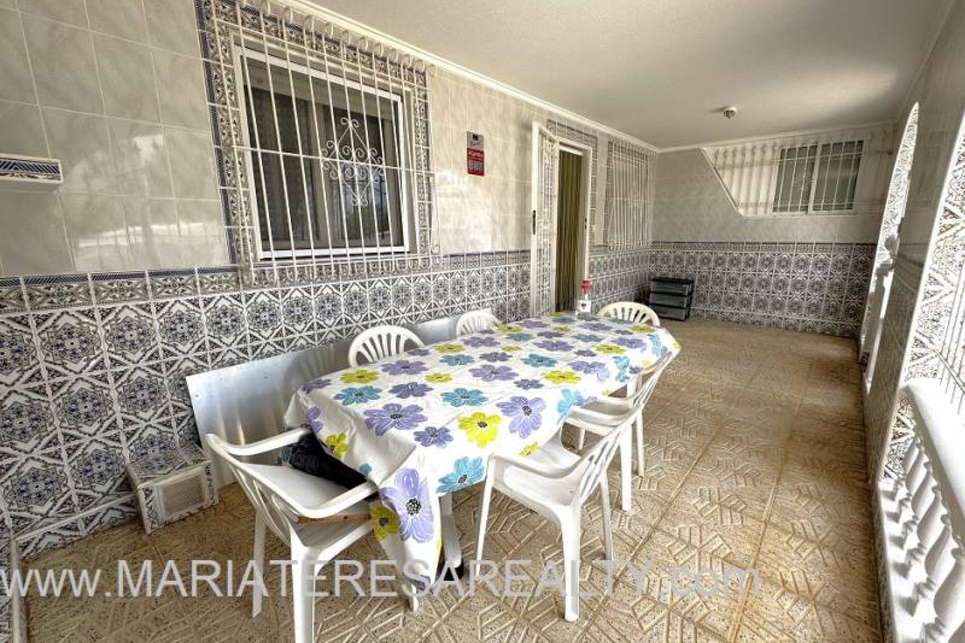 Resale - Townhouse - Los Narejos - Urb. Oasis