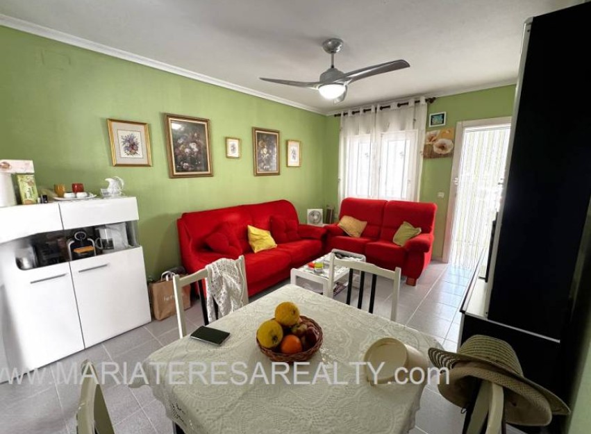 Resale - Townhouse - Los Narejos - Urb. Oasis