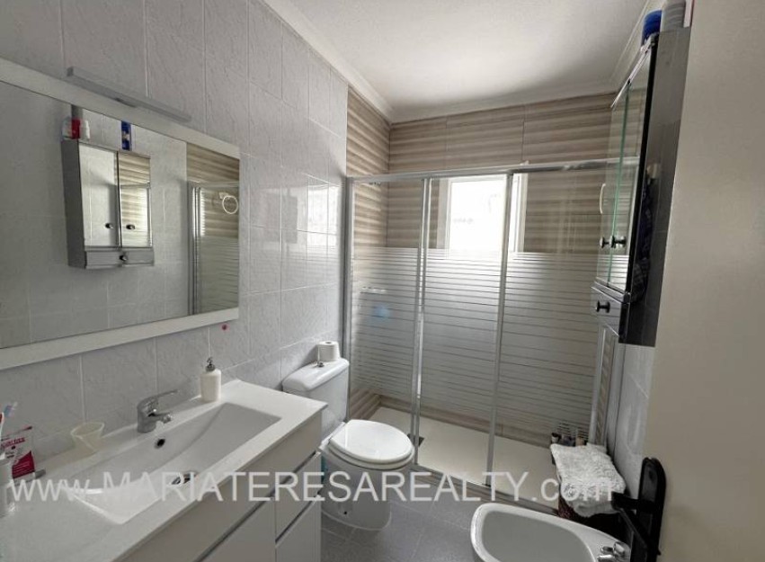 Resale - Townhouse - Los Narejos - Urb. Oasis