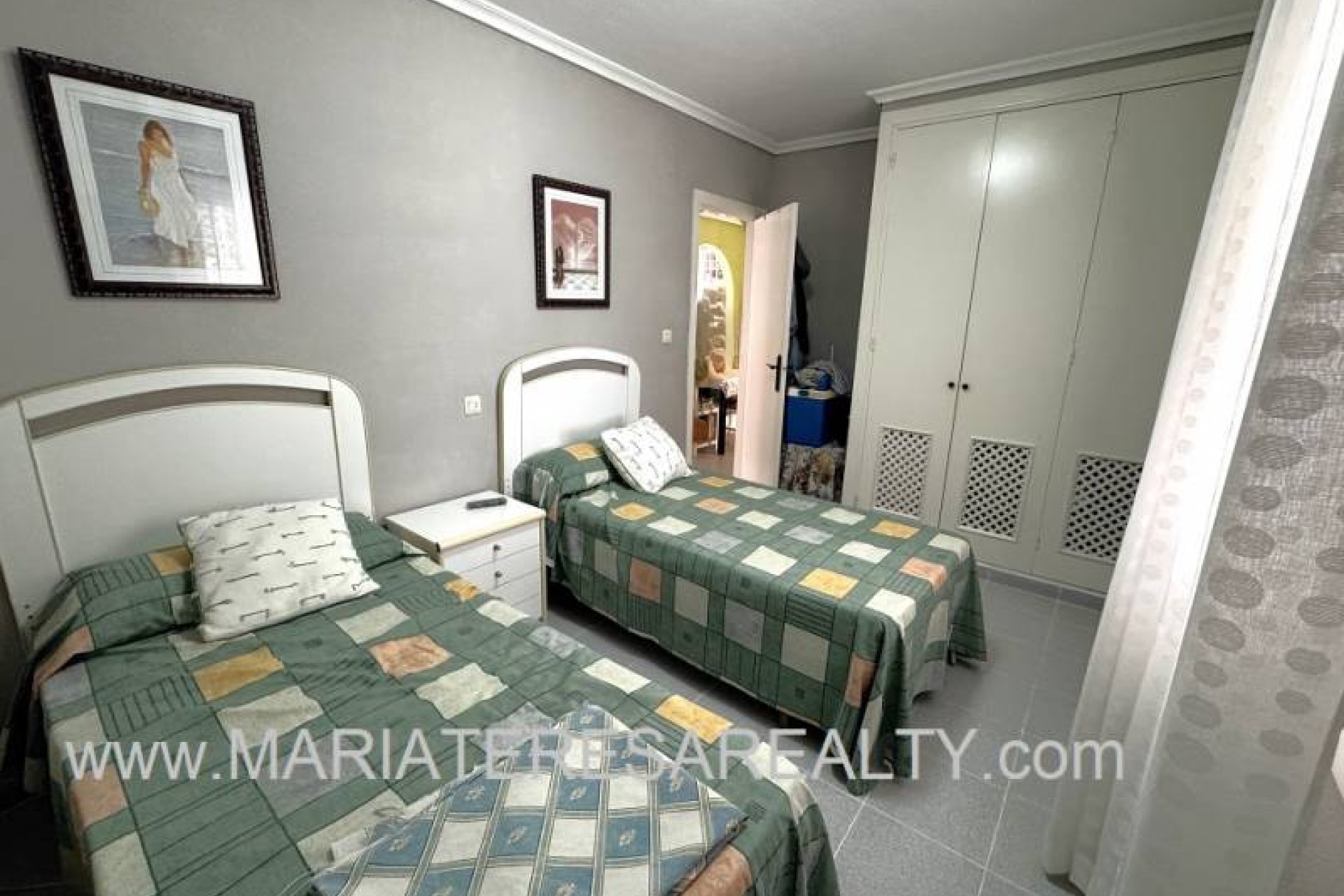 Resale - Townhouse - Los Narejos - Urb. Oasis