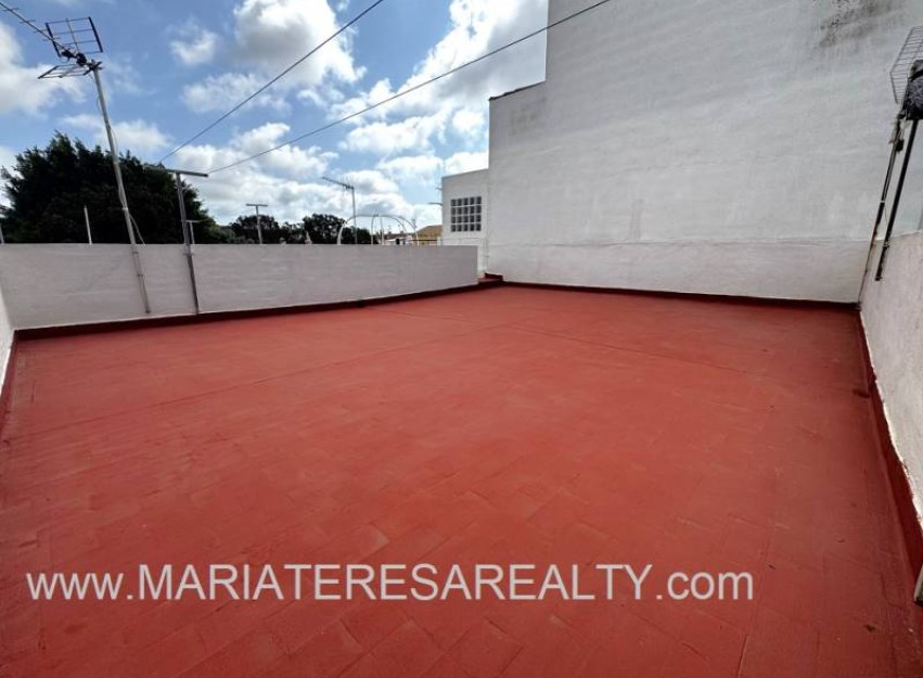 Resale - Townhouse - Los Narejos - Urb. Oasis