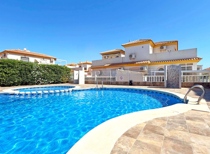 Resale - Townhouse - Orihuela Costa - Playa Flamenca