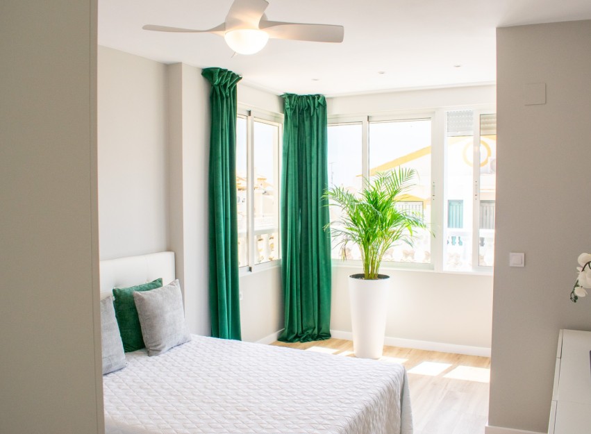 Resale - Townhouse - Orihuela Costa - Punta Prima