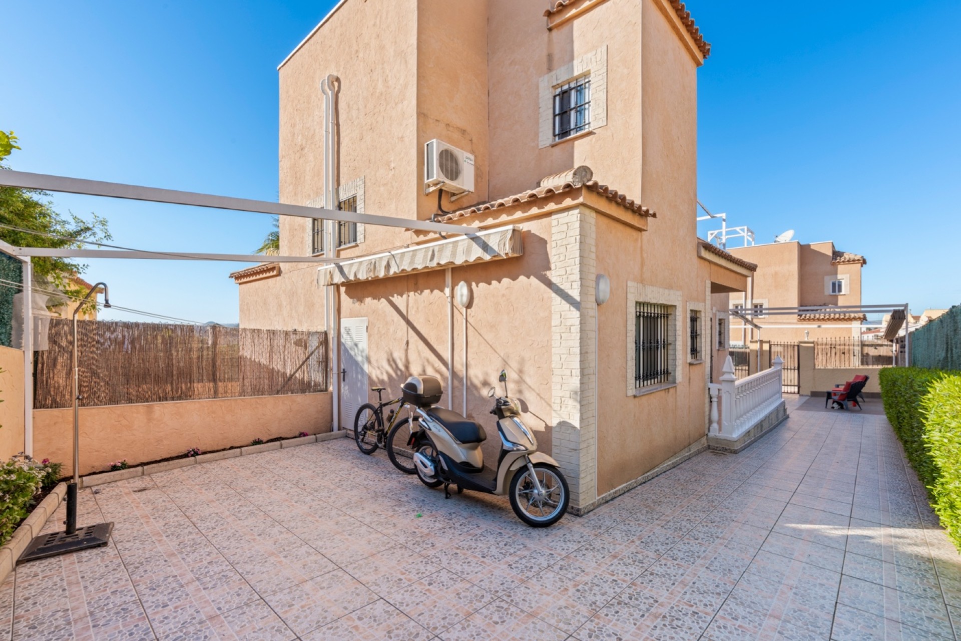 Resale - Townhouse - San Fulgencio - La Marina