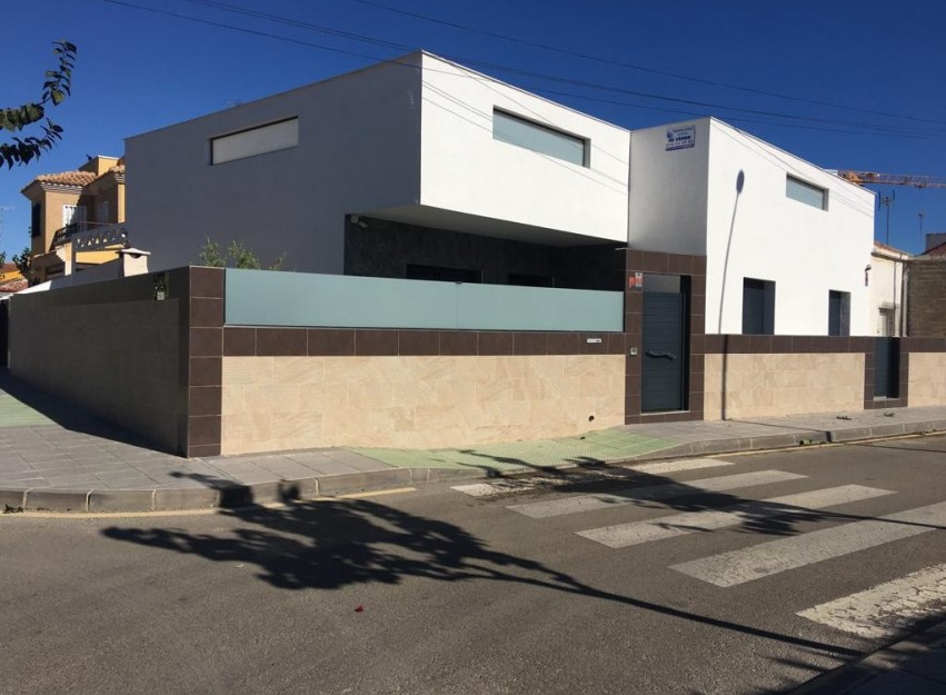 Resale - Townhouse - Torre de la Horadada - Mil Palmeras