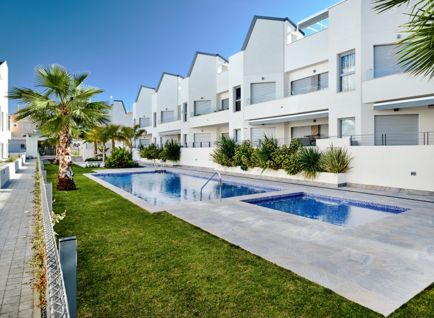 Resale - Townhouse - Torrevieja - El Acequión - Los Náufragos