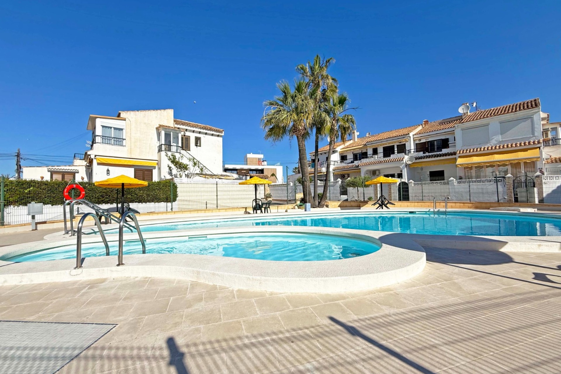 Resale - Townhouse - Torrevieja - La Mata