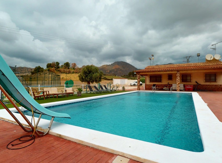 Resale - Villa - Aguilas
