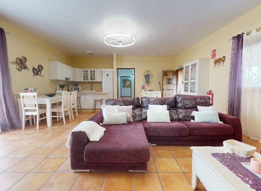 Resale - Villa - Aguilas