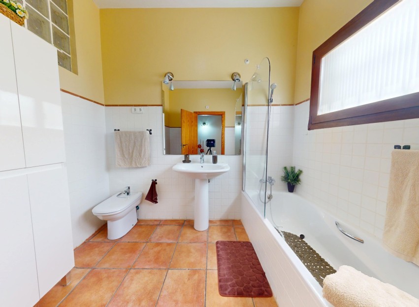 Resale - Villa - Aguilas