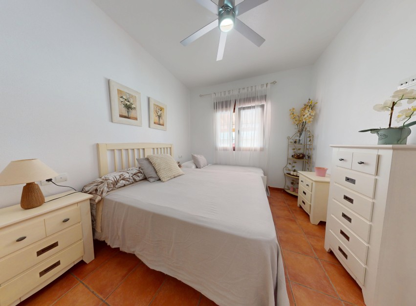 Resale - Villa - Aguilas