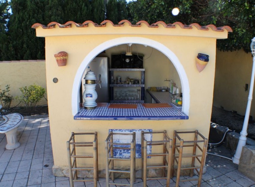 Resale - Villa - Alfas del Pí - Urbanizaciones