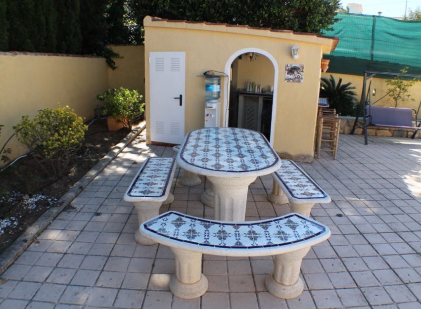 Resale - Villa - Alfas del Pí - Urbanizaciones