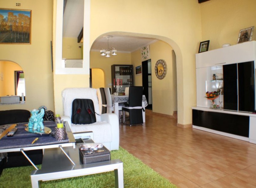 Resale - Villa - Alfas del Pí - Urbanizaciones