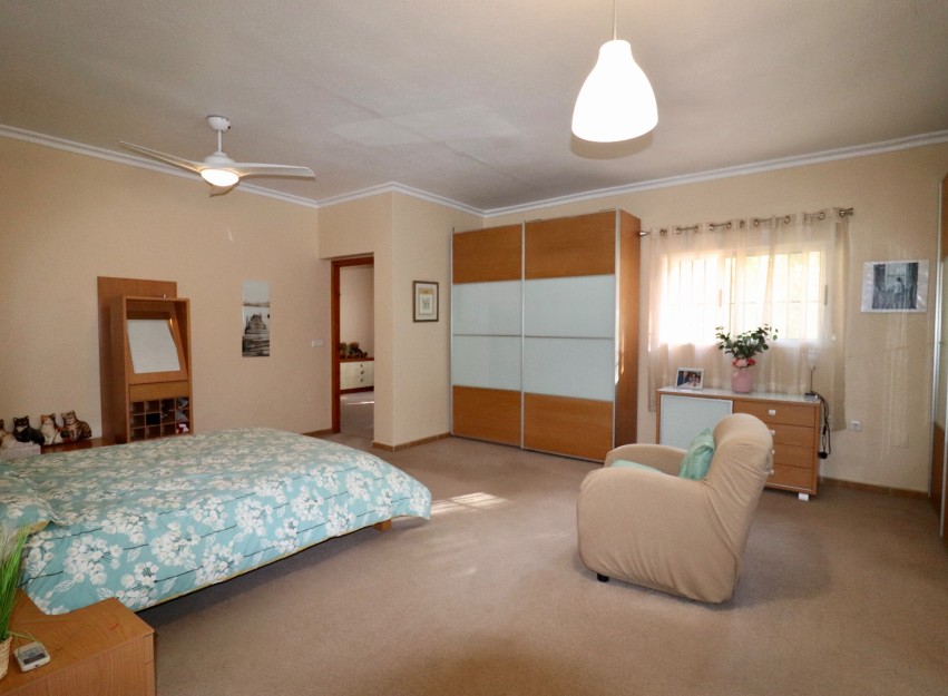 Resale - Villa - Algorfa - Castillo de montemar