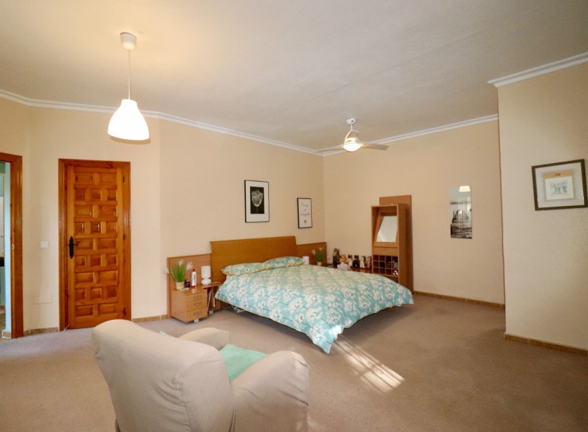 Resale - Villa - Algorfa - Castillo de montemar