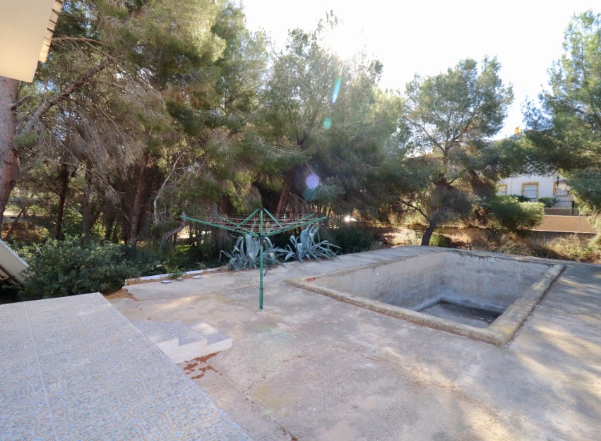 Resale - Villa - Algorfa - Castillo de montemar