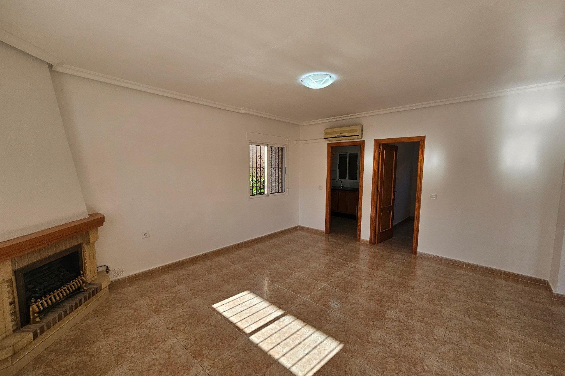 Resale - Villa - Algorfa - Montemar