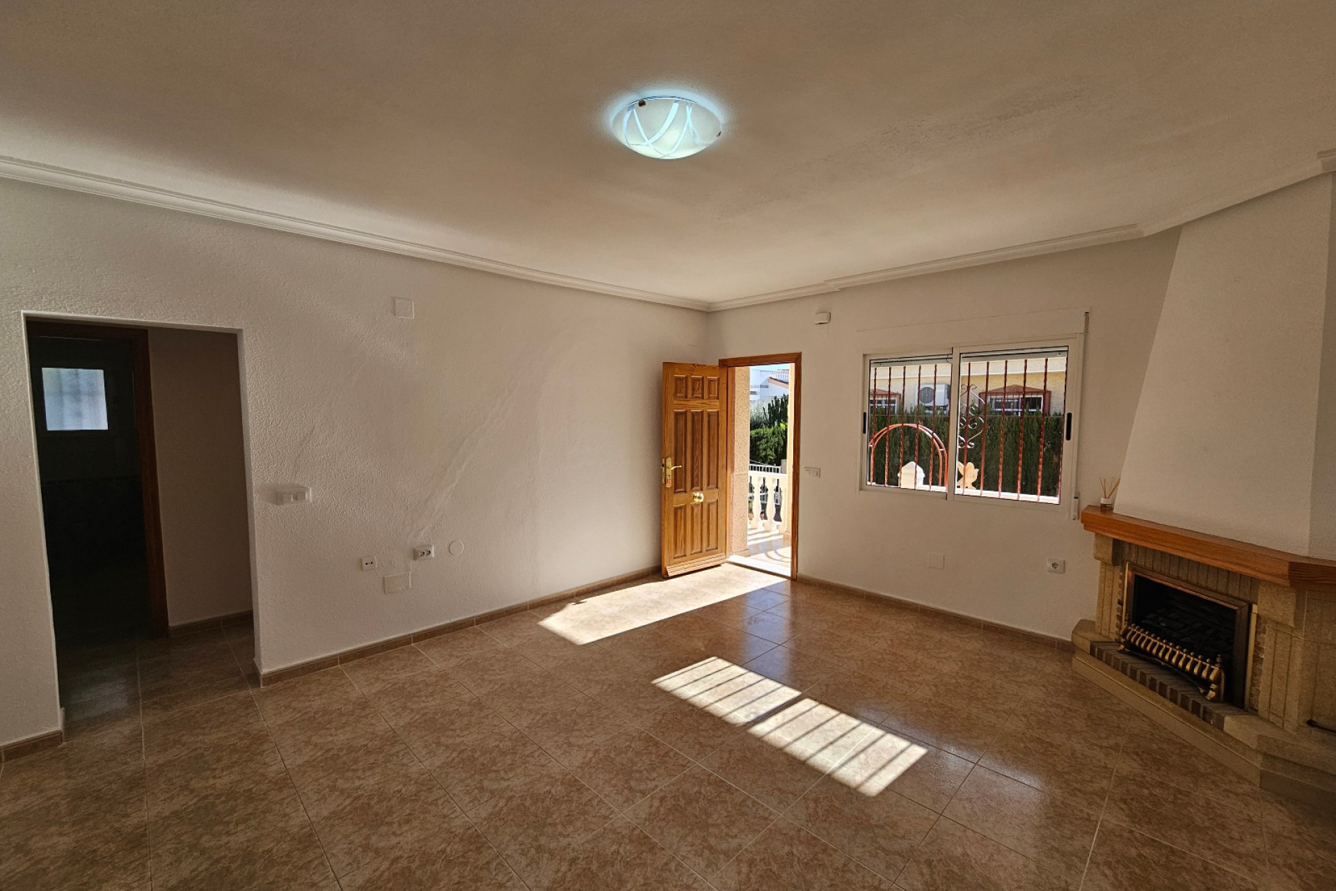 Resale - Villa - Algorfa - Montemar