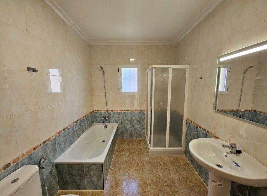 Resale - Villa - Algorfa - Montemar
