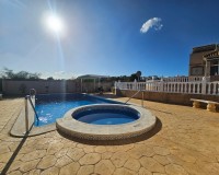 Resale - Villa - Algorfa - Montemar
