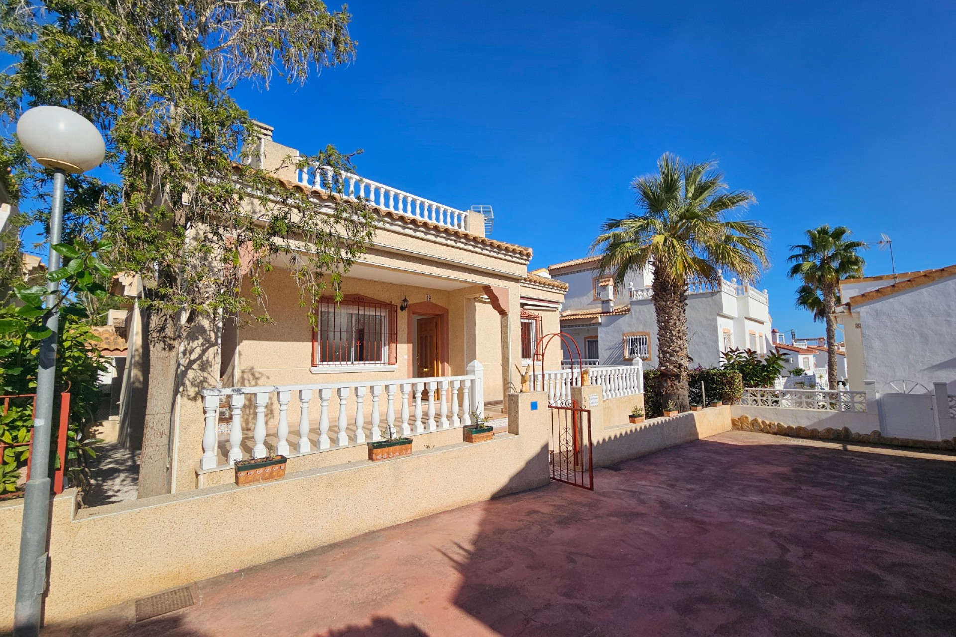Resale - Villa - Algorfa - Montemar