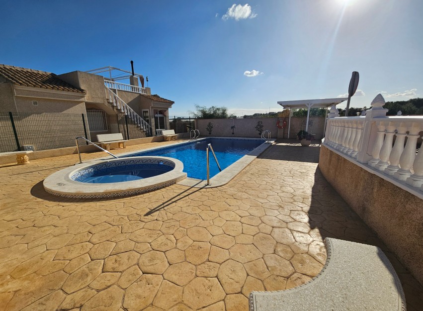 Resale - Villa - Algorfa - Montemar