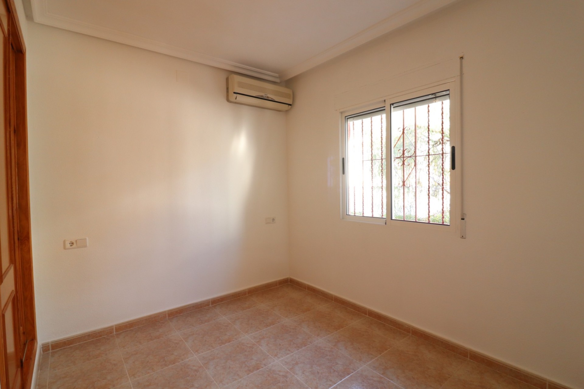 Resale - Villa - Algorfa - Montemar