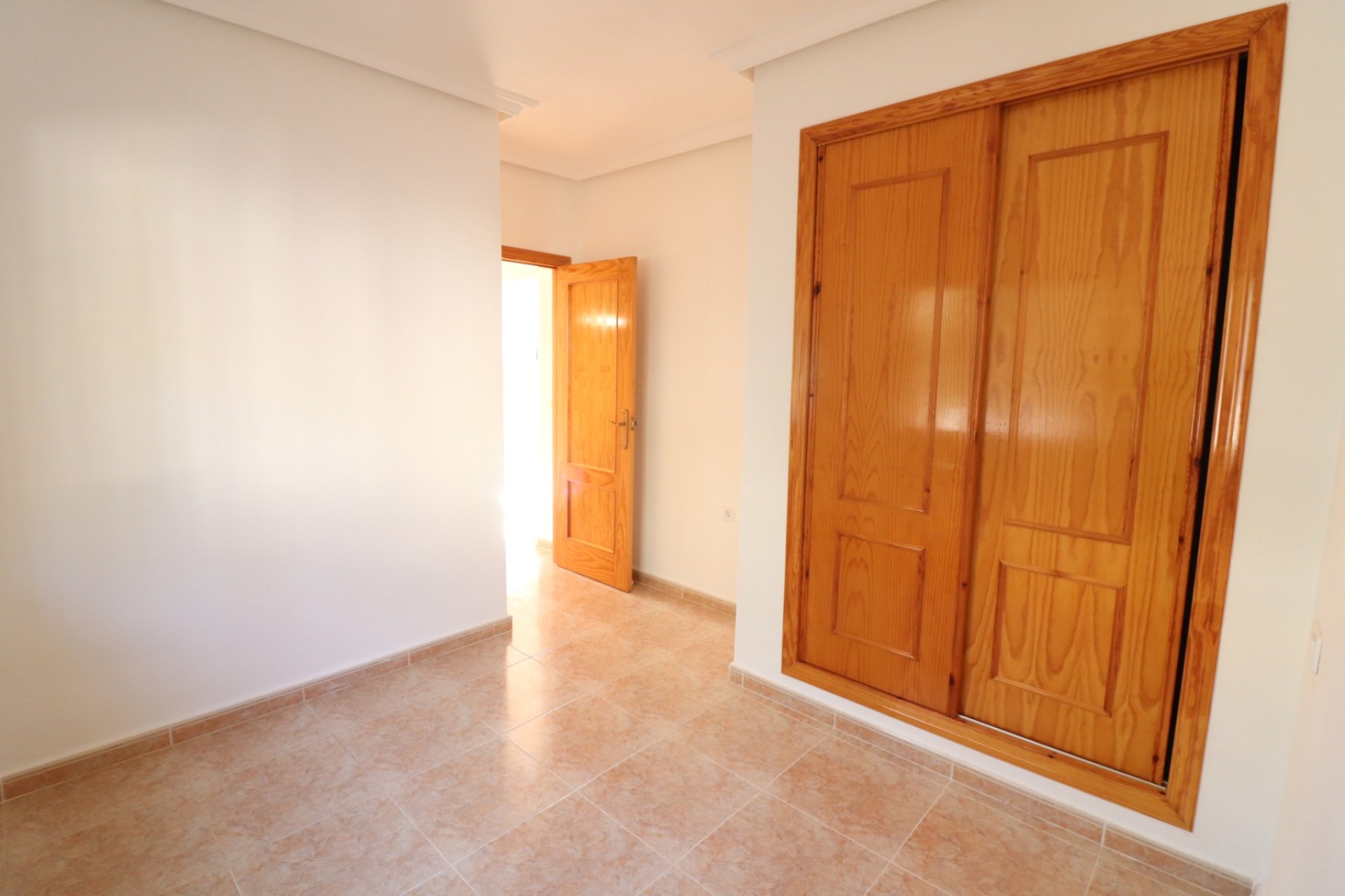 Resale - Villa - Algorfa - Montemar