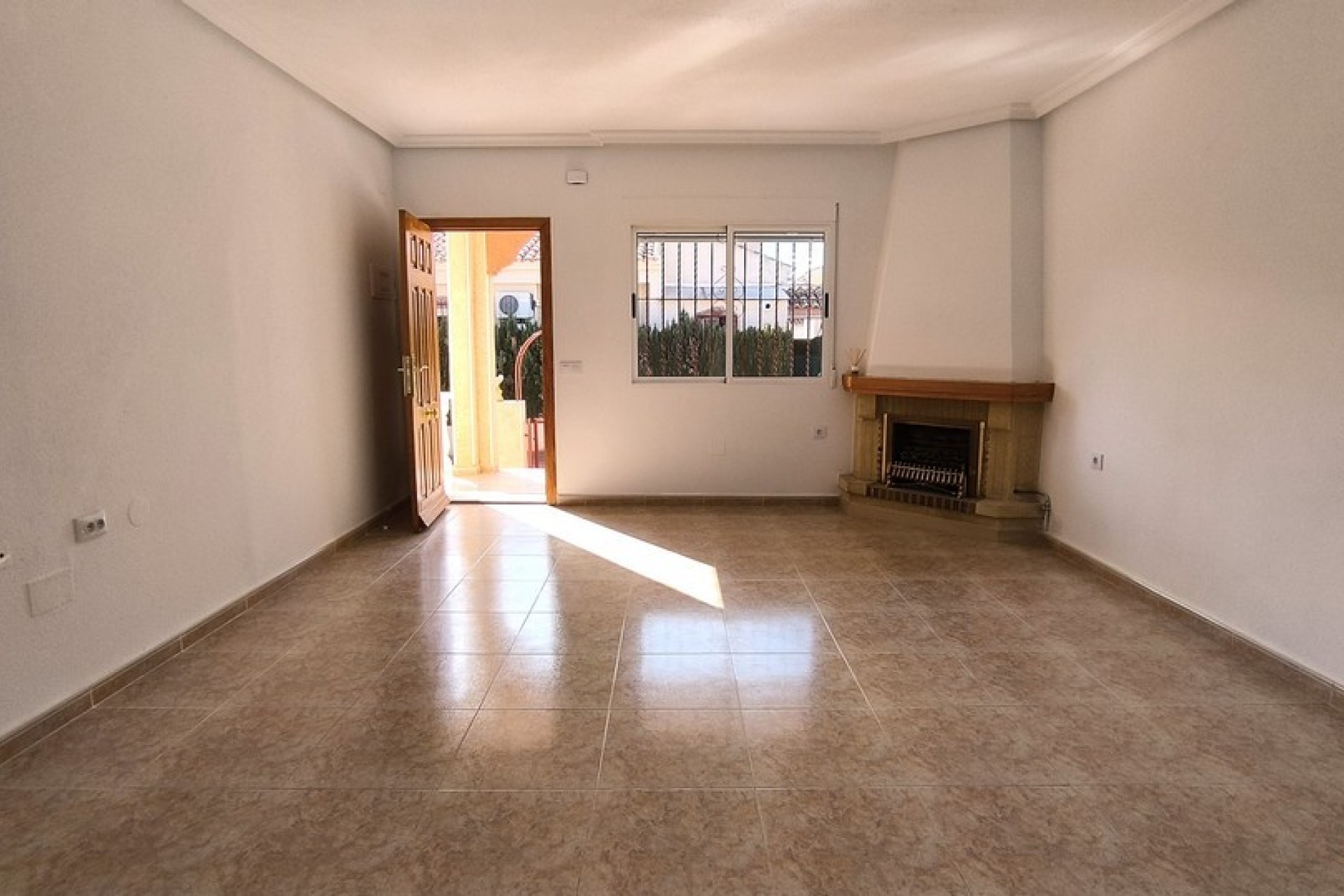 Resale - Villa - Algorfa - Montemar