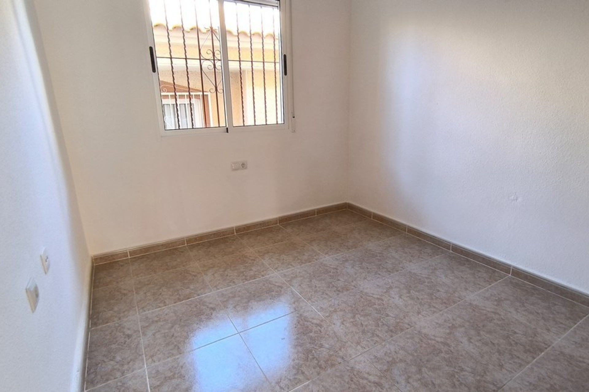 Resale - Villa - Algorfa - Montemar