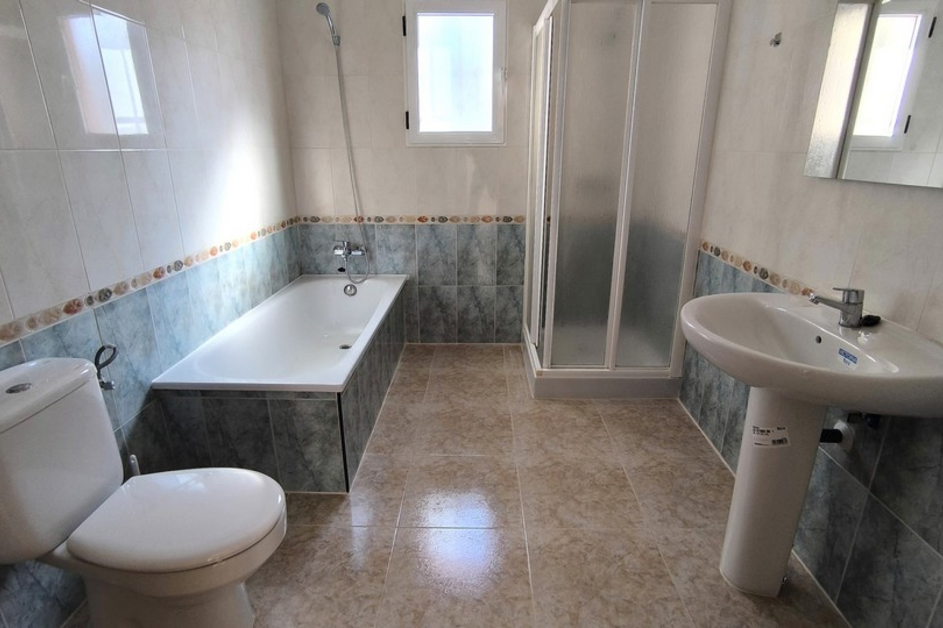 Resale - Villa - Algorfa - Montemar