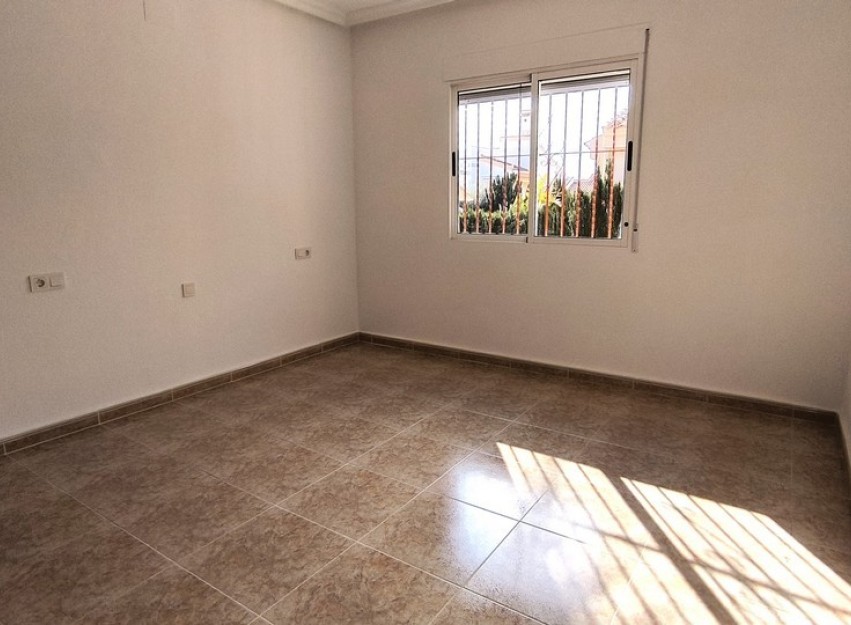 Resale - Villa - Algorfa - Montemar