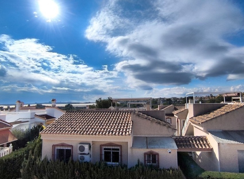 Resale - Villa - Algorfa - Montemar