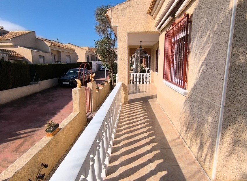 Resale - Villa - Algorfa - Montemar