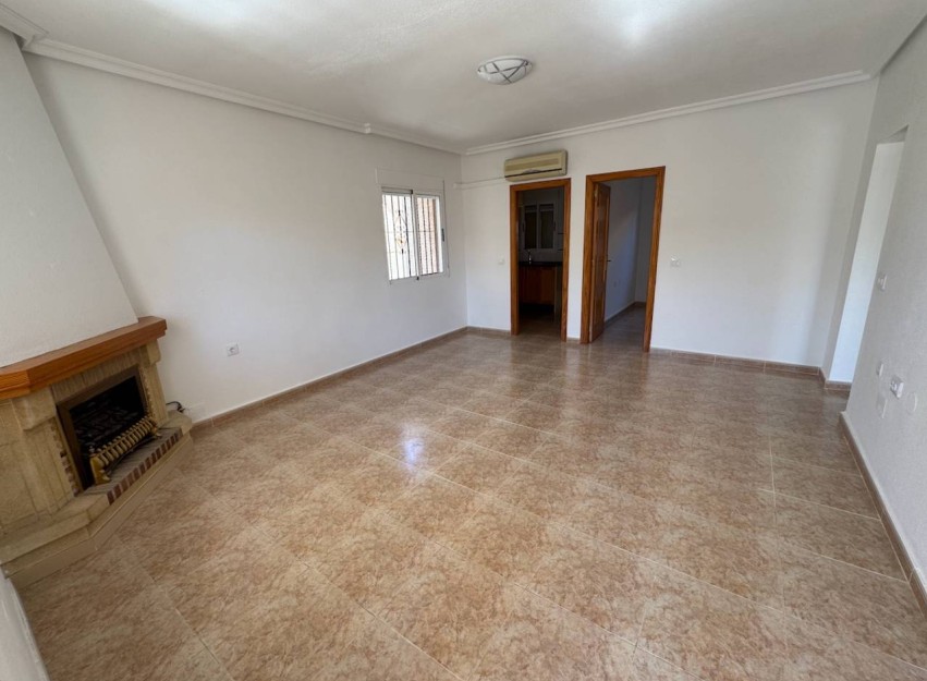 Resale - Villa - Algorfa - Montemar