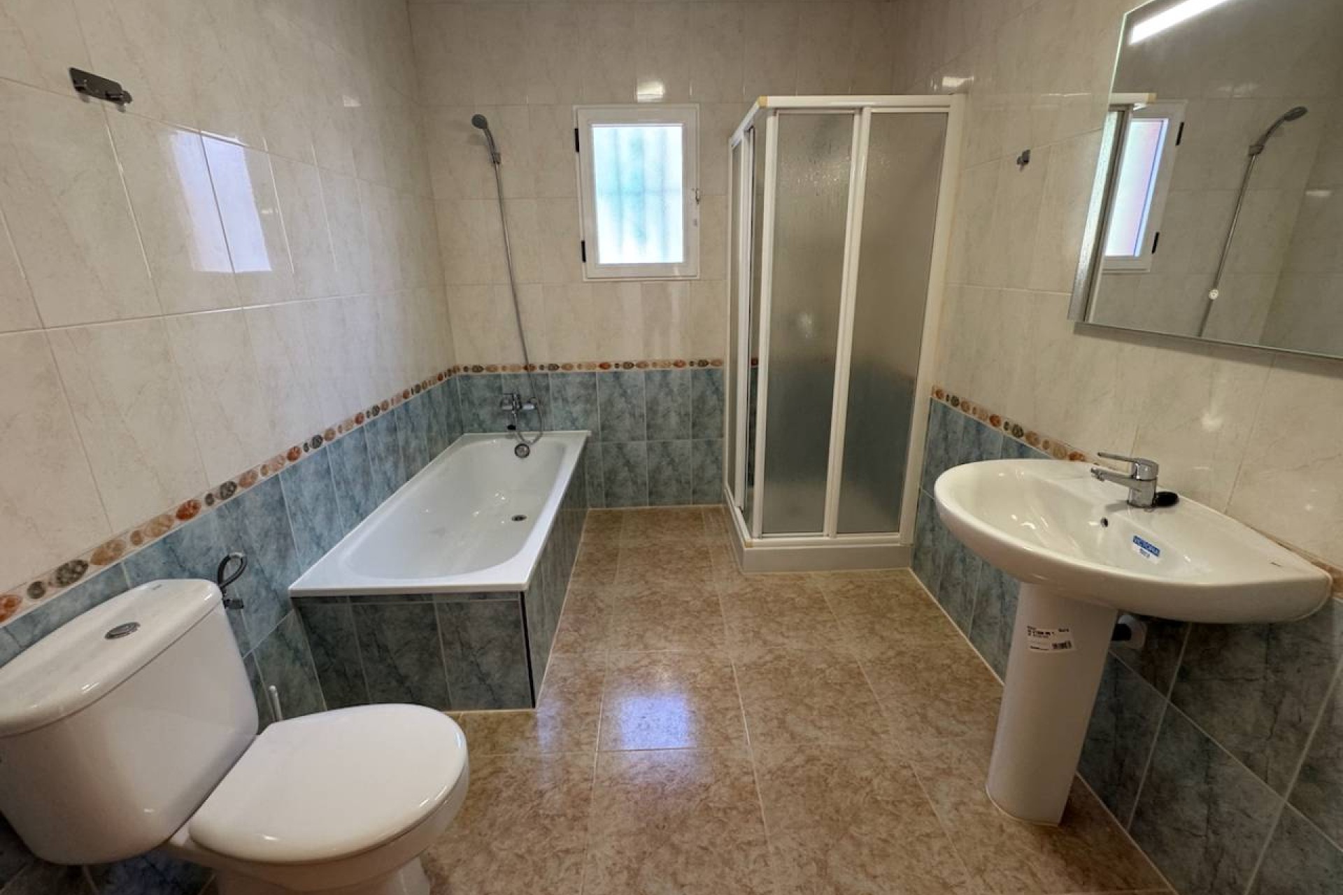 Resale - Villa - Algorfa - Montemar
