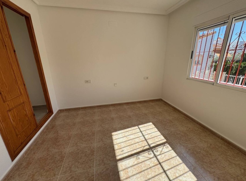 Resale - Villa - Algorfa - Montemar